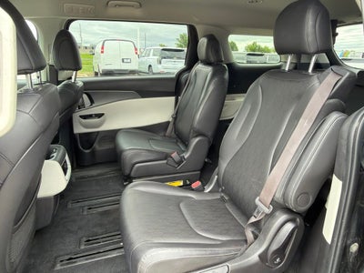 2022 Kia Carnival LXS
