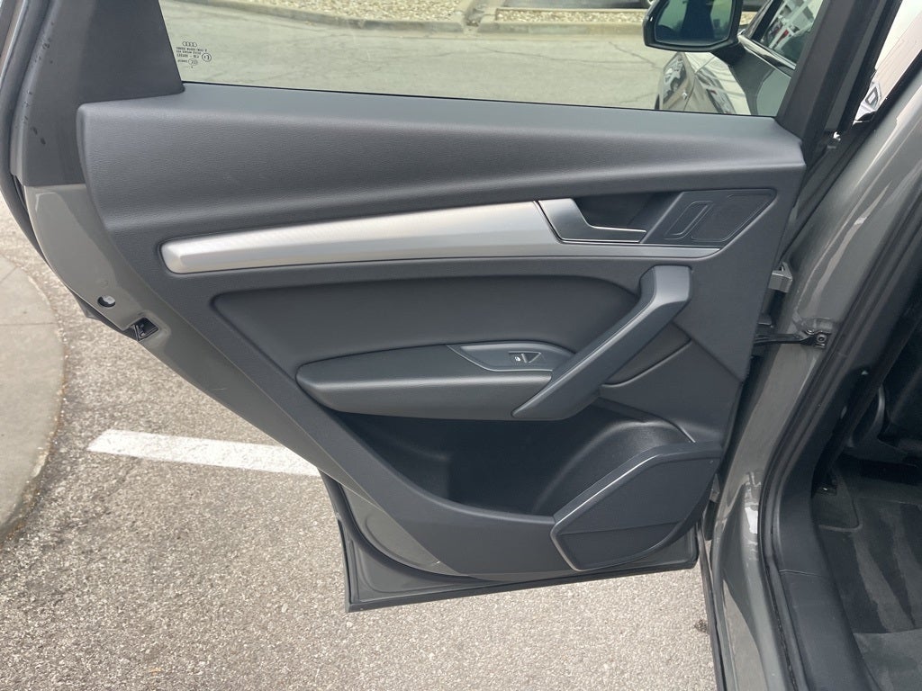 2025 Audi Q5 45 S line Premium quattro