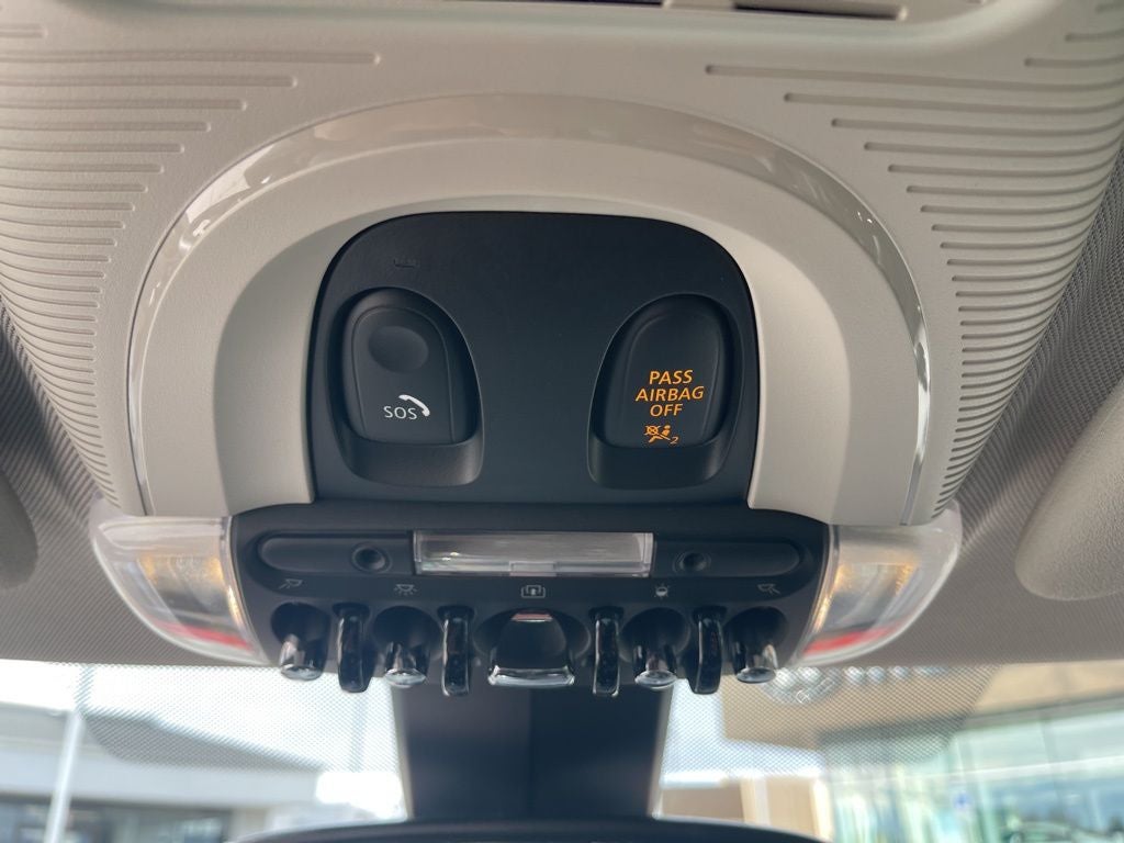 2024 MINI Cooper S Iconic