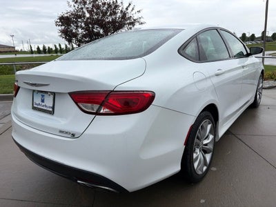 2016 Chrysler 200 S