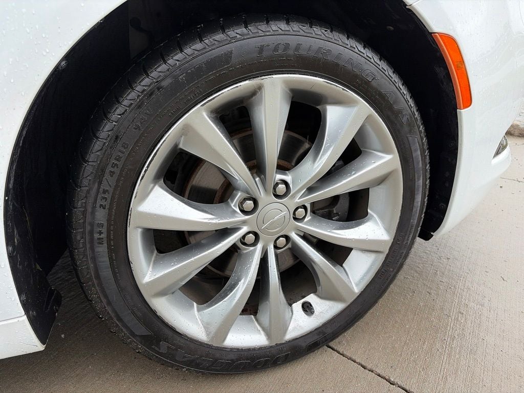2016 Chrysler 200 S