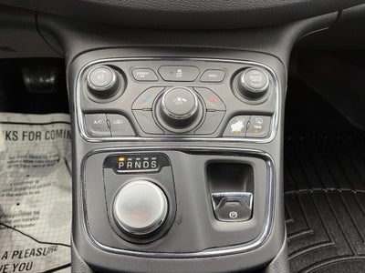2016 Chrysler 200 S