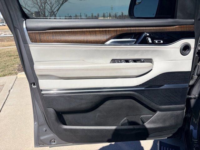 2022 Jeep Grand Wagoneer Series I