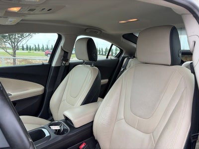 2012 Chevrolet Volt Base