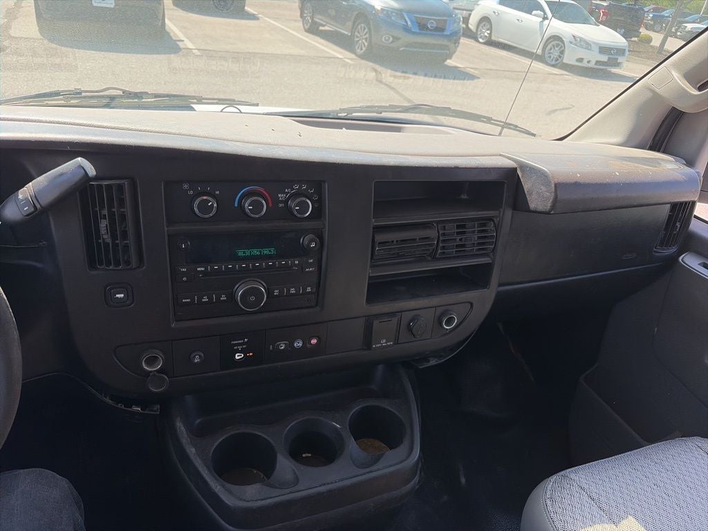 2017 Chevrolet Express 3500 LT Passenger