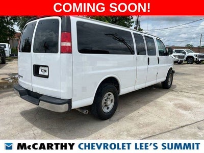 2017 Chevrolet Express 3500 LT Passenger