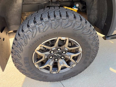 2025 Chevrolet Colorado ZR2