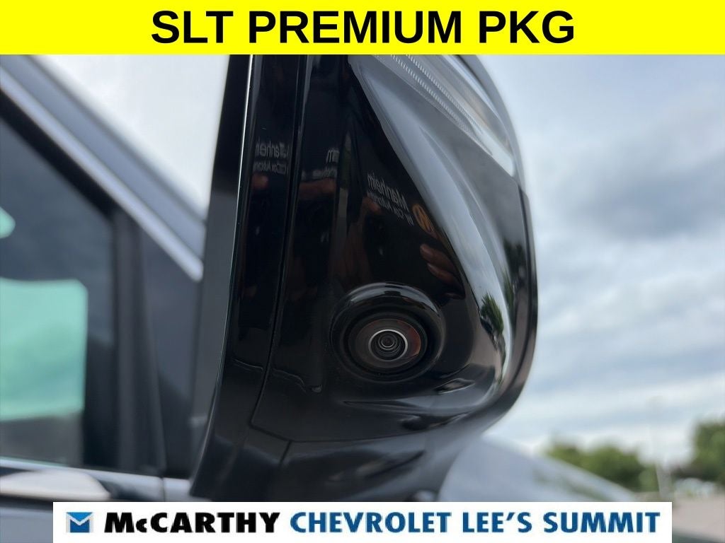 2022 GMC Yukon XL SLT
