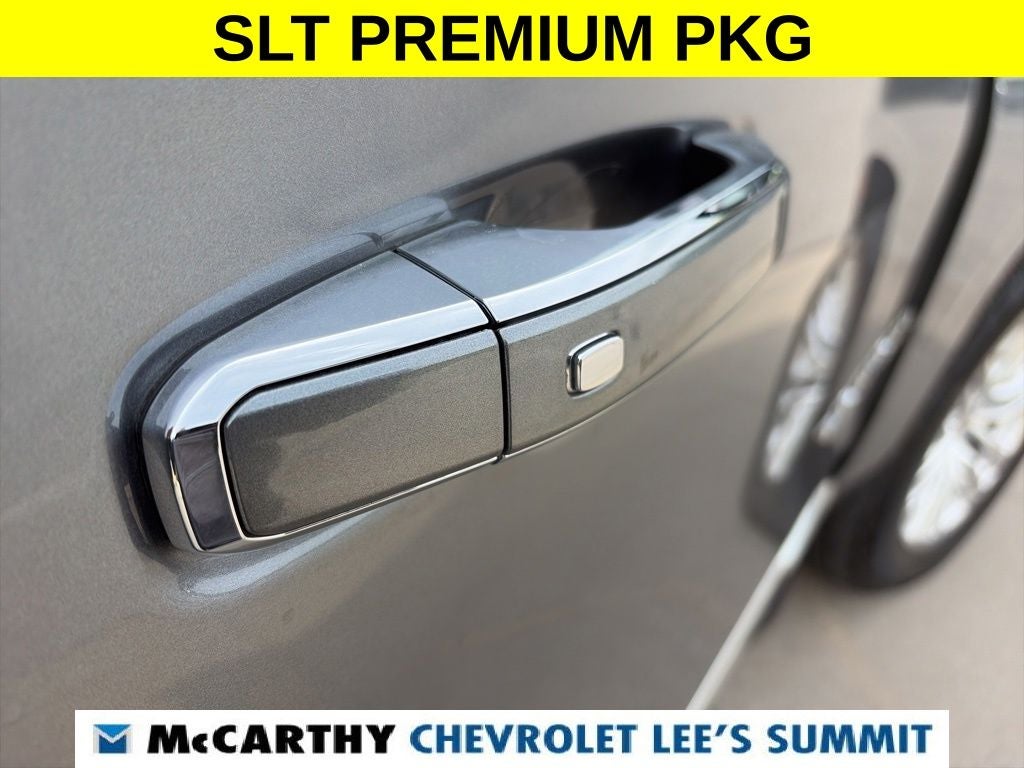 2022 GMC Yukon XL SLT