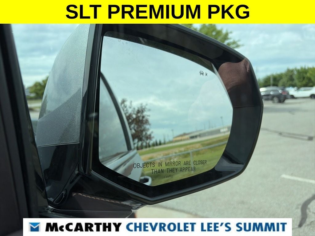 2022 GMC Yukon XL SLT