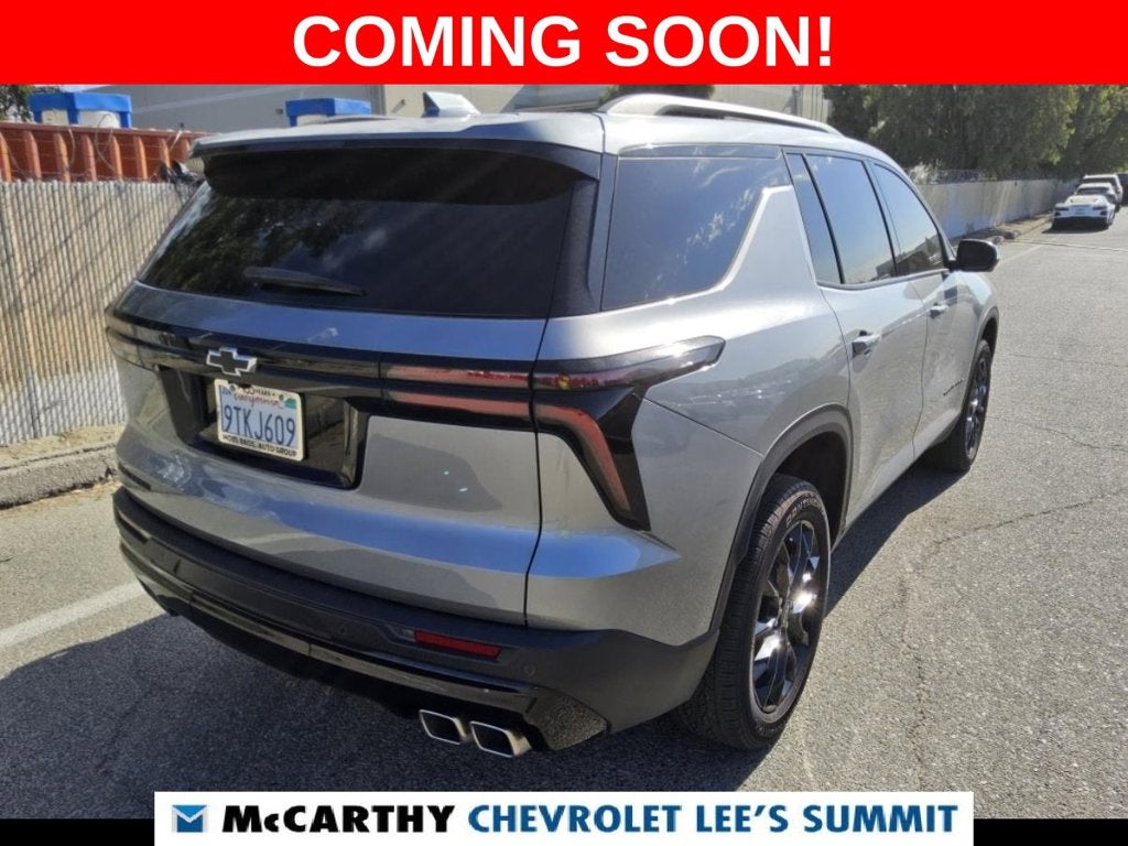 2025 Chevrolet Traverse LT