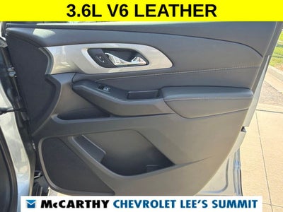 2023 Chevrolet Traverse LT Leather