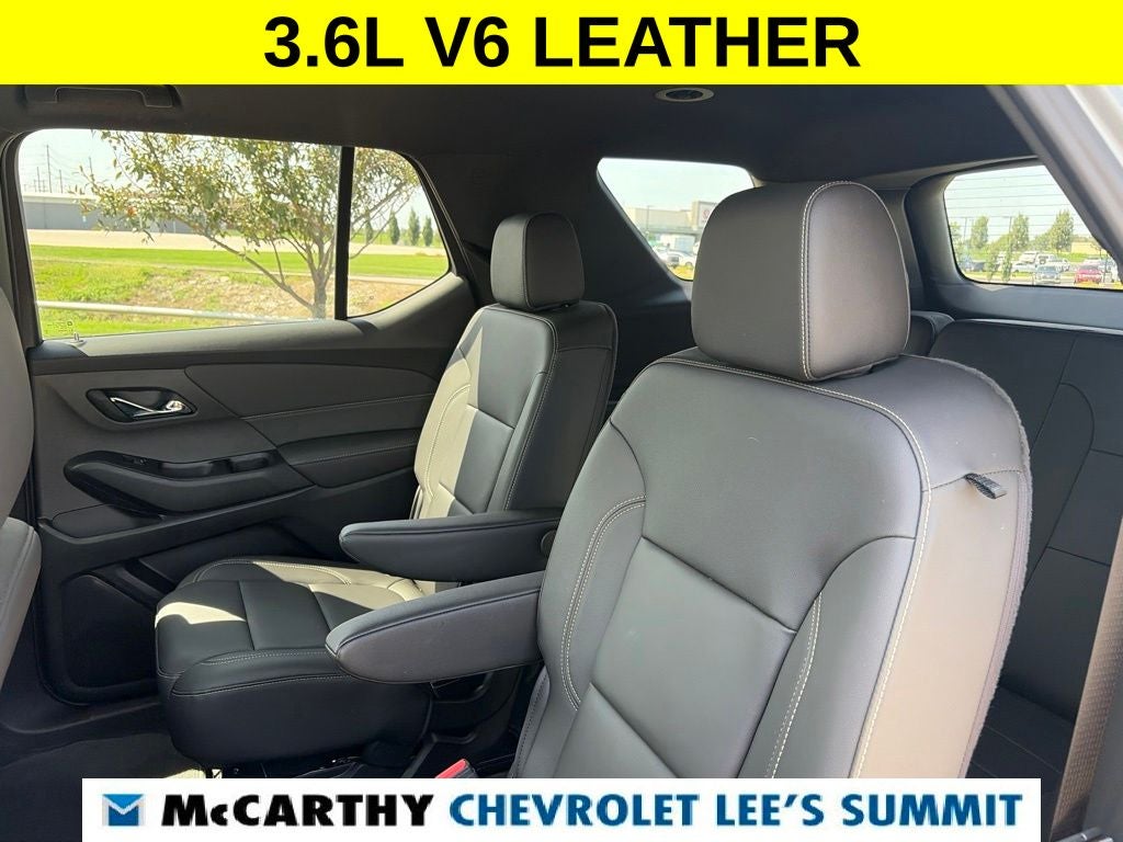 2023 Chevrolet Traverse LT Leather