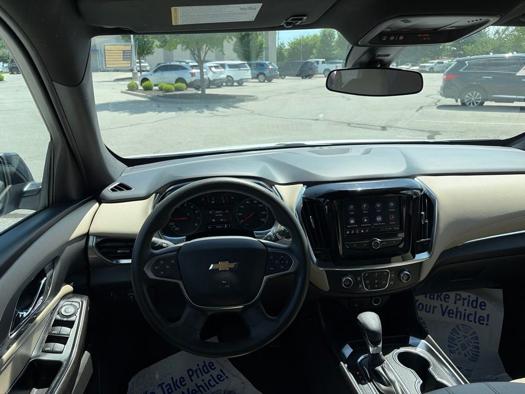 2023 Chevrolet Traverse LS