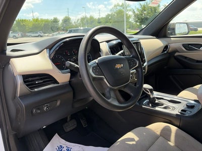 2023 Chevrolet Traverse LS