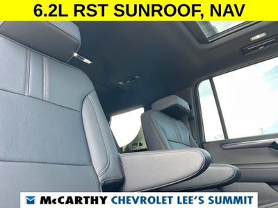 2025 Chevrolet Suburban RST