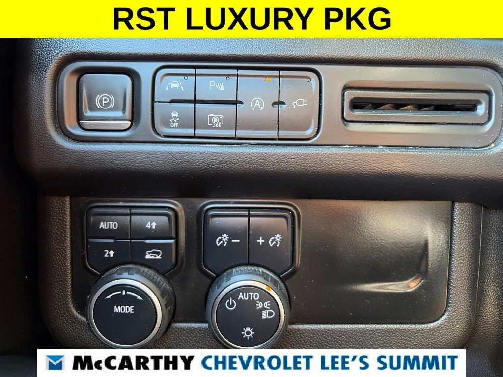 2022 Chevrolet Suburban RST