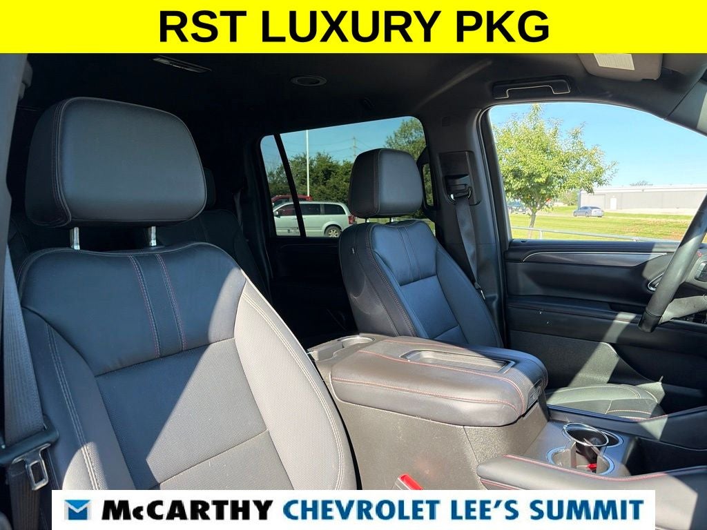2022 Chevrolet Suburban RST
