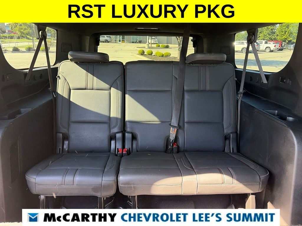 2022 Chevrolet Suburban RST