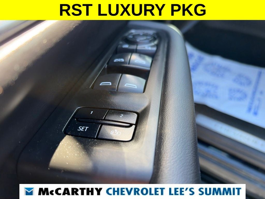 2022 Chevrolet Suburban RST