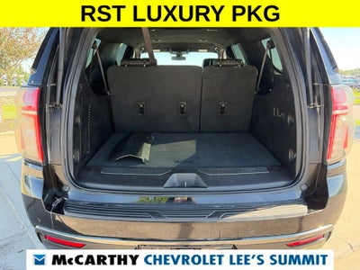 2022 Chevrolet Suburban RST