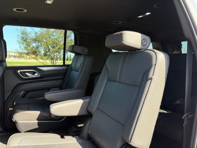 2024 Chevrolet Suburban RST