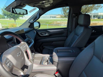 2024 Chevrolet Suburban RST