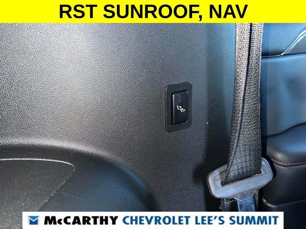 2022 Chevrolet Suburban RST