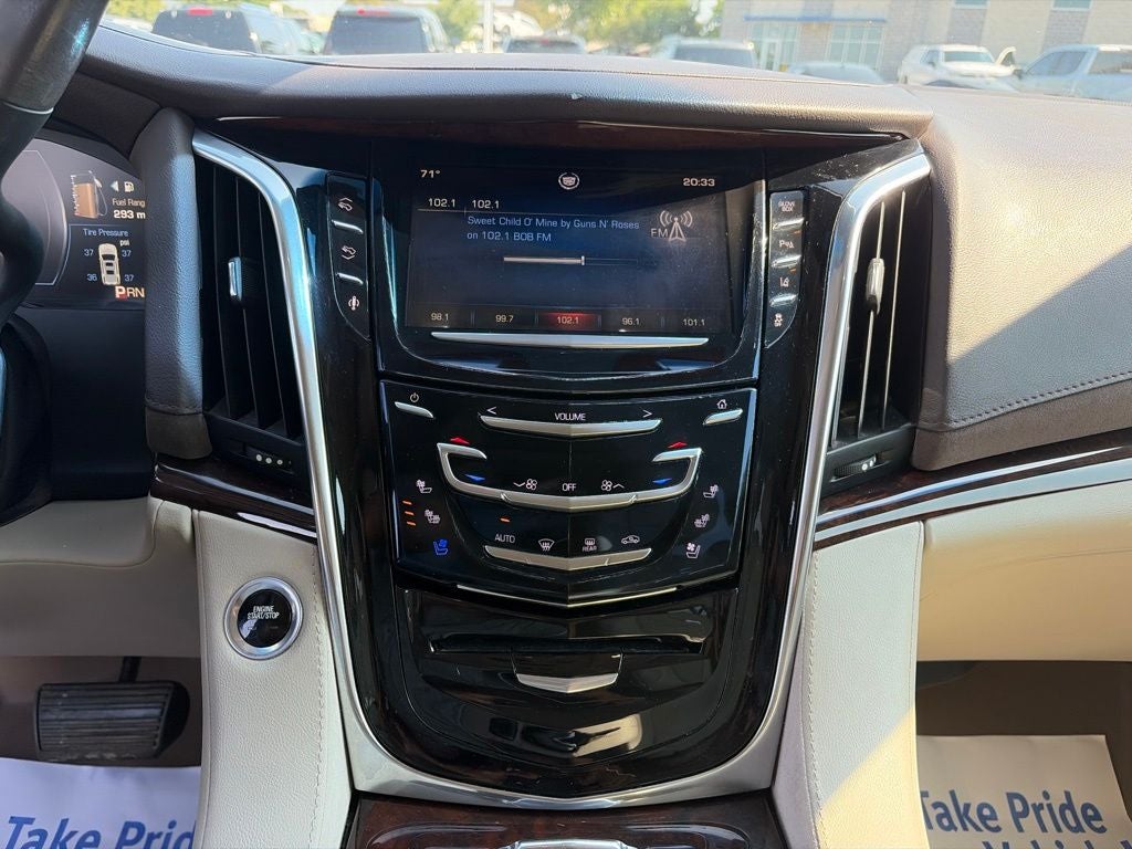 2015 Cadillac Escalade Luxury