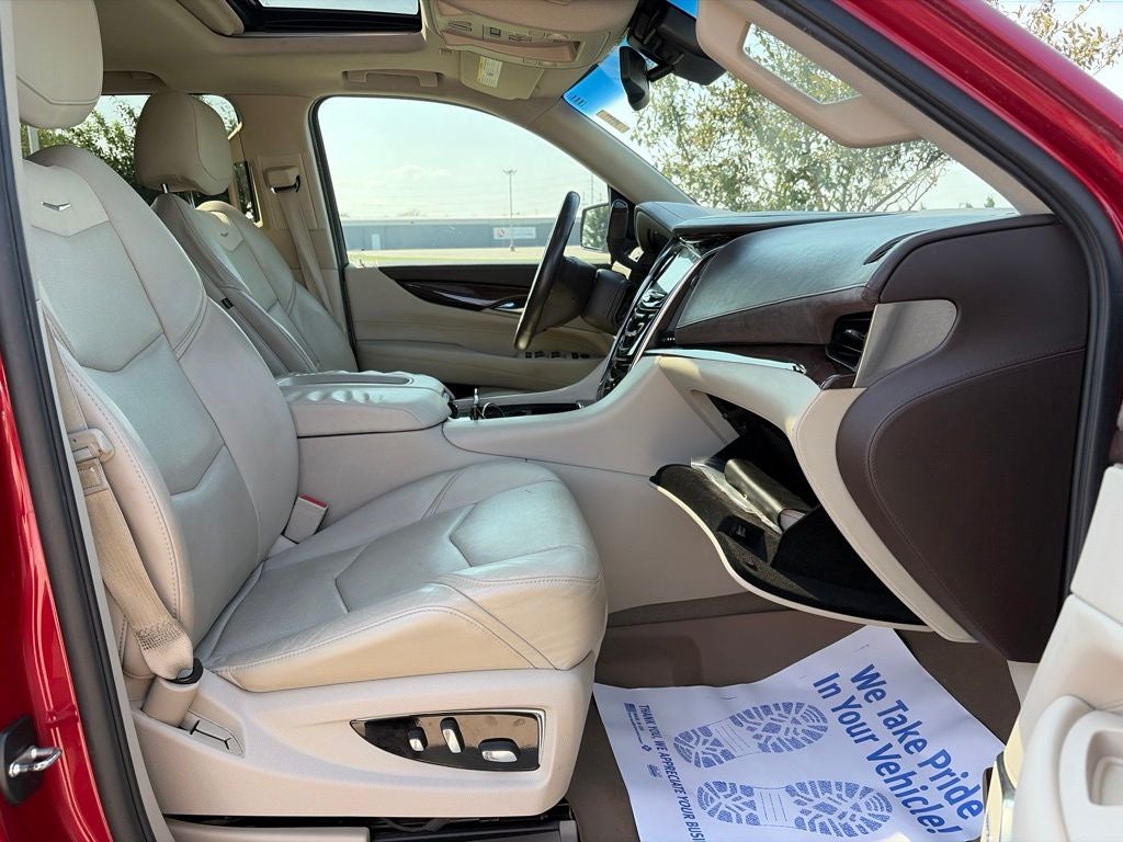 2015 Cadillac Escalade Luxury