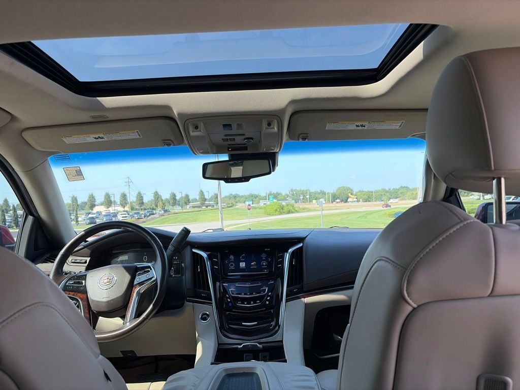 2015 Cadillac Escalade Luxury