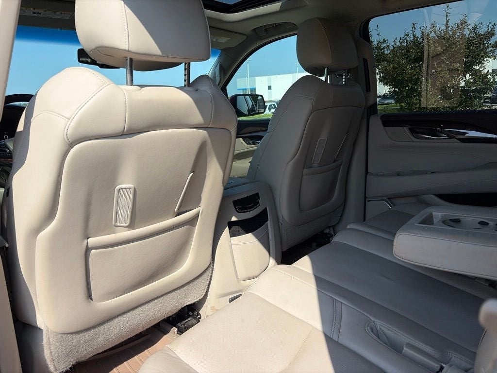 2015 Cadillac Escalade Luxury