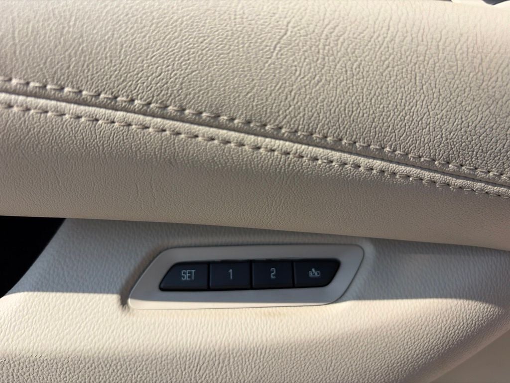 2015 Cadillac Escalade Luxury
