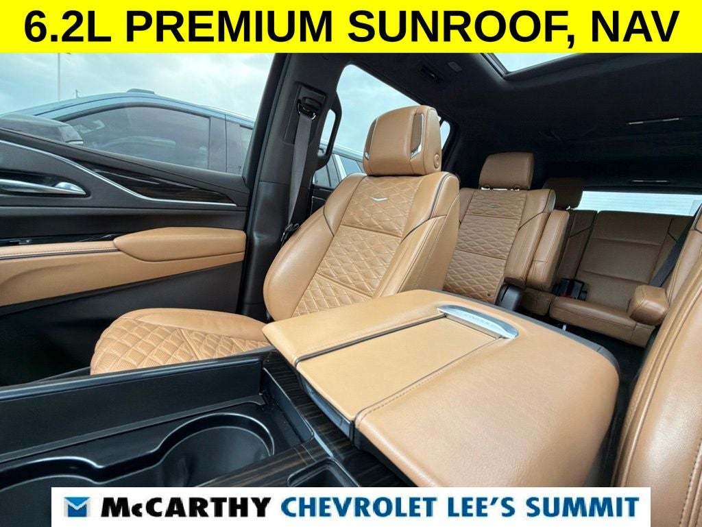 2022 Cadillac Escalade ESV Premium