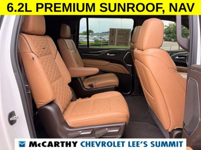 2022 Cadillac Escalade ESV Premium