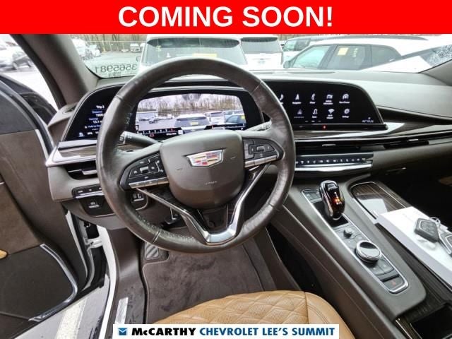 2022 Cadillac Escalade ESV Premium