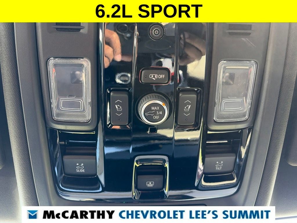 2025 Cadillac Escalade Sport
