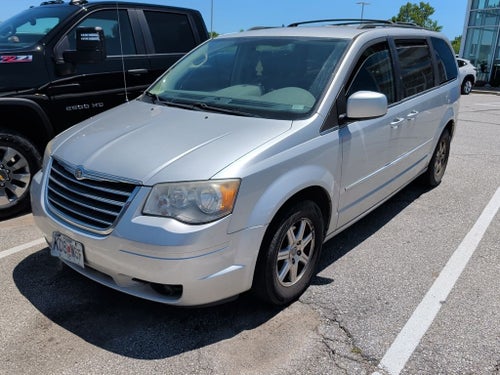 2010 Chrysler Town & Country Touring