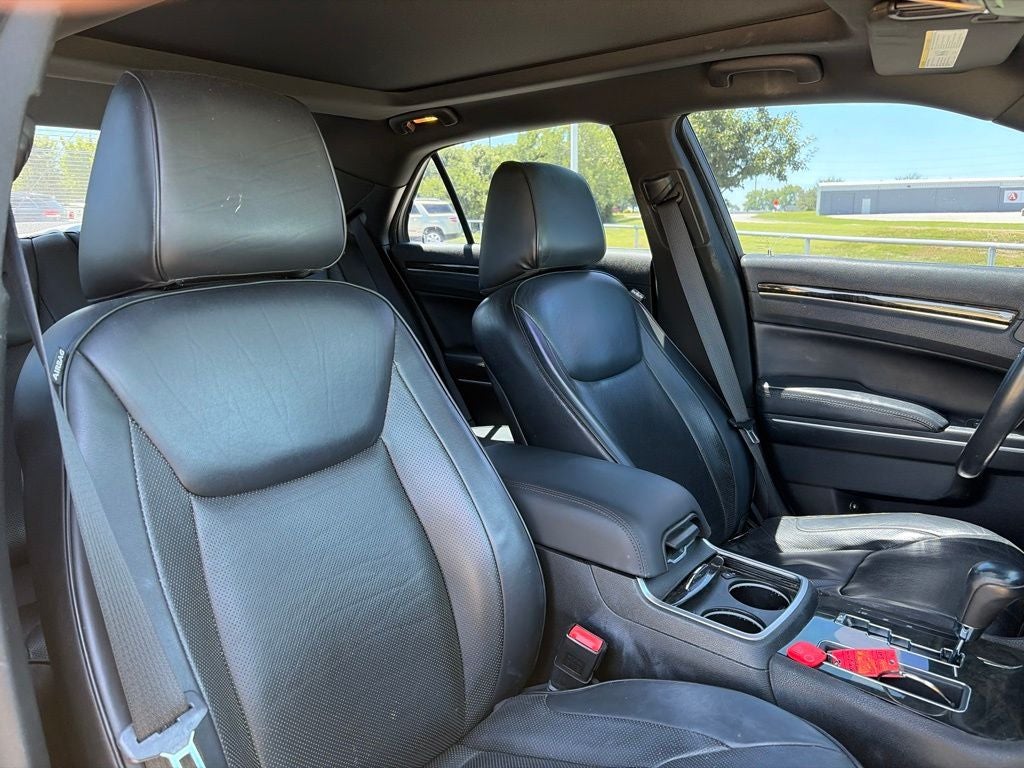 2014 Chrysler 300 C