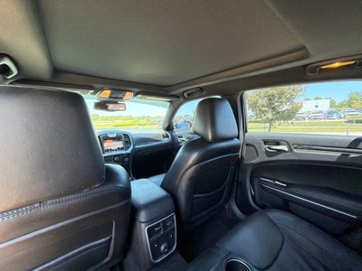 2014 Chrysler 300 C