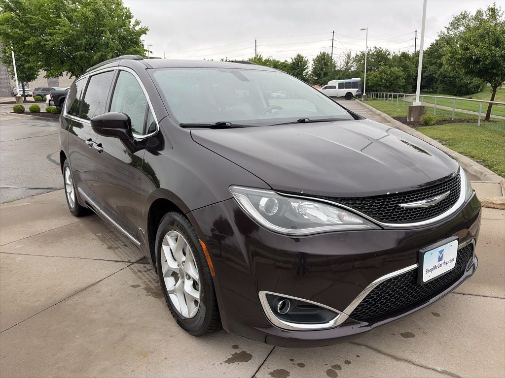 2017 Chrysler Pacifica Touring L