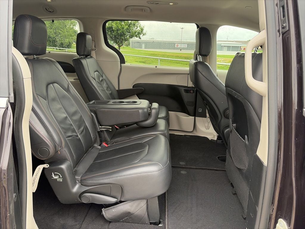 2017 Chrysler Pacifica Touring L