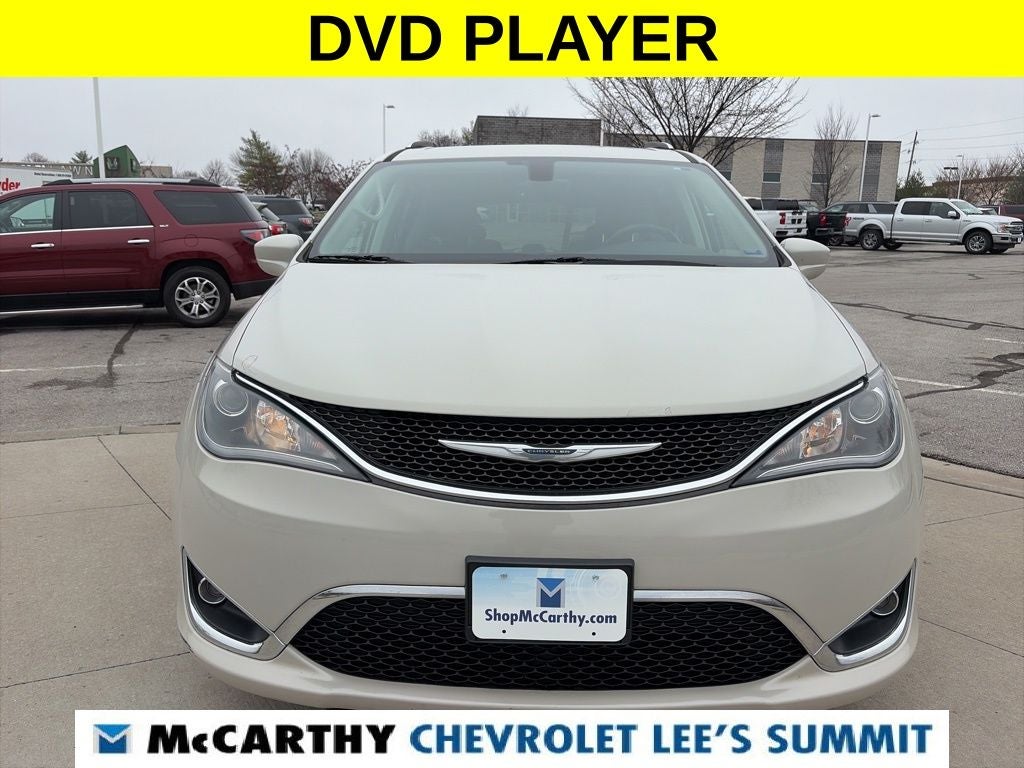 2017 Chrysler Pacifica Touring L Plus