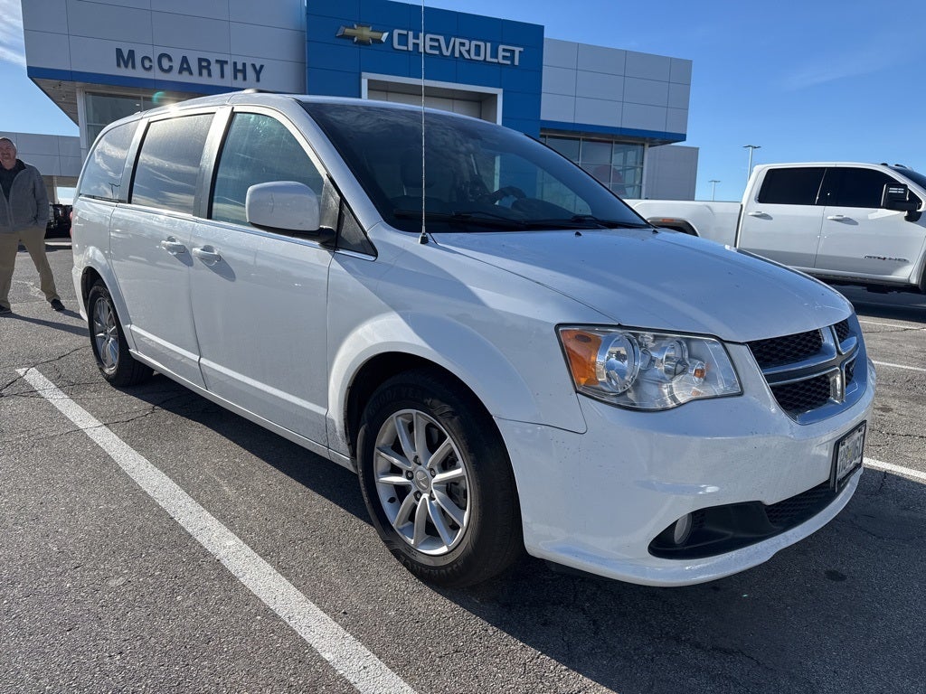Used 2020 Dodge Grand Caravan SXT with VIN 2C4RDGCG3LR254728 for sale in Kansas City