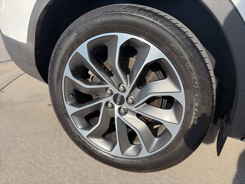 2021 Lincoln Nautilus Reserve