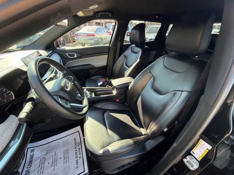 2024 Jeep Compass Latitude Lux