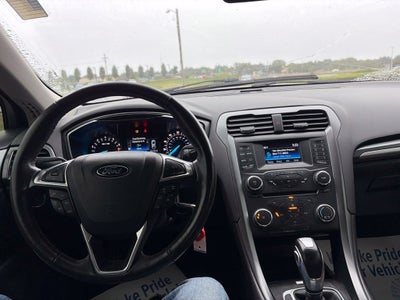 2015 Ford Fusion SE
