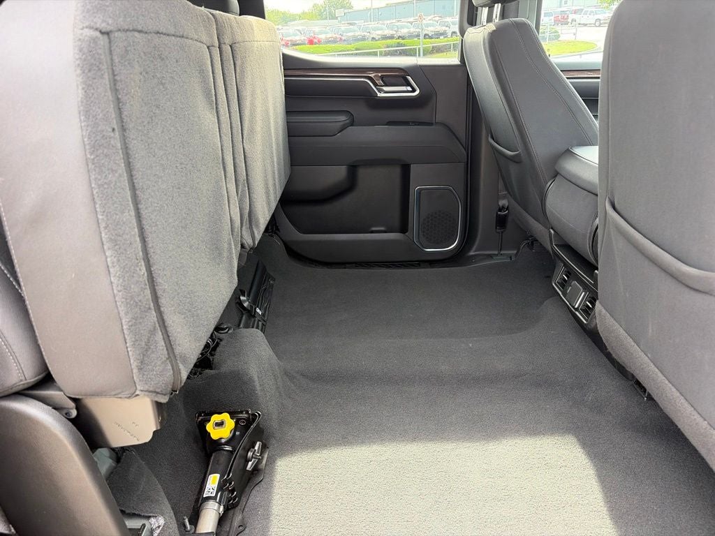 2025 Chevrolet Silverado 1500 LT LT1