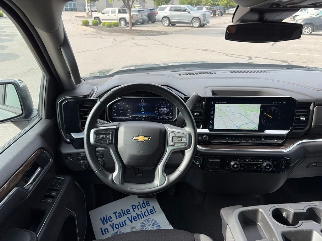 2025 Chevrolet Silverado 1500 LT LT1