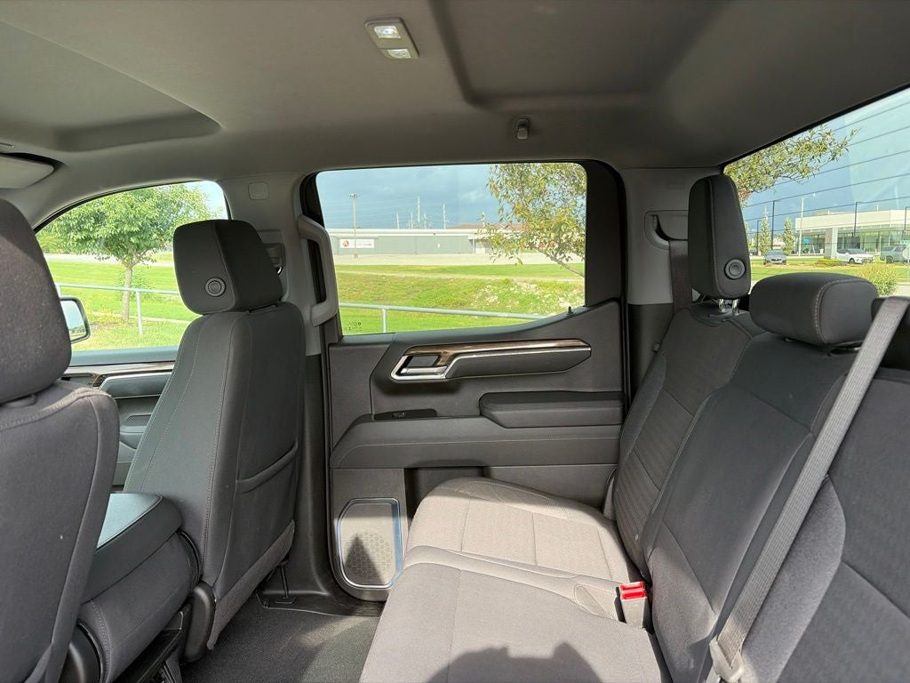 2025 Chevrolet Silverado 1500 LT LT1